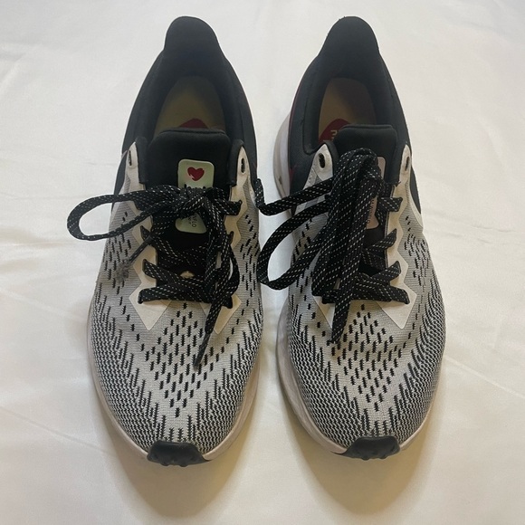Nike Zoom size 6.5 athletic shoes - Picture 2 of 8